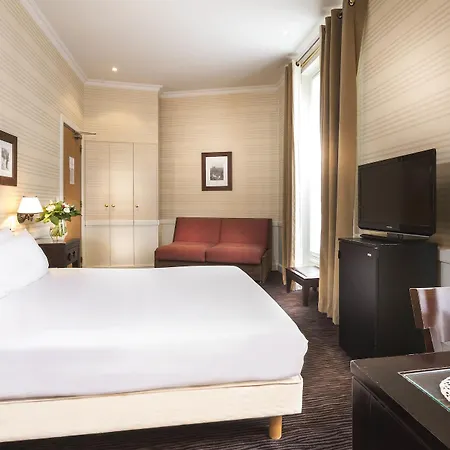 Hotel Elysées Union 3*