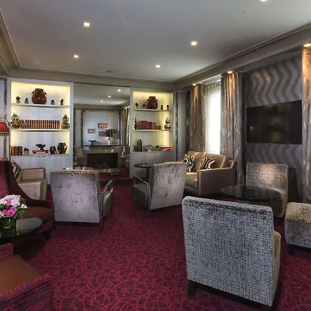 Hotel Elysées Union 3*