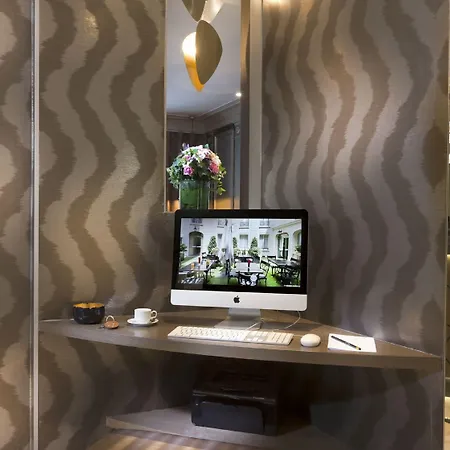 Hotel Elysees Union 3*