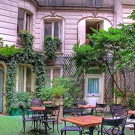 Elysees Union Hotel