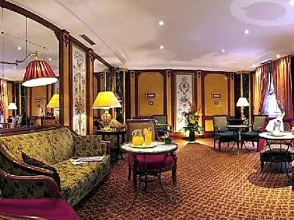 Elysees Union Hotel Parijs
