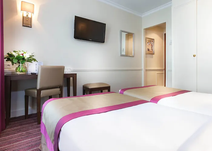 Hotel Elysees Union 3*