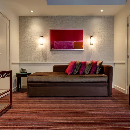 Hotel Elysées Union 3*